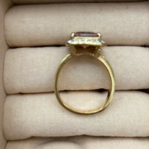 Yellow crystal ring--size 7.5 - Picture 5 of 9